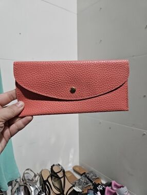 Unisex Mustard Pink  Leather Snap-Closure Wallet Nwot
